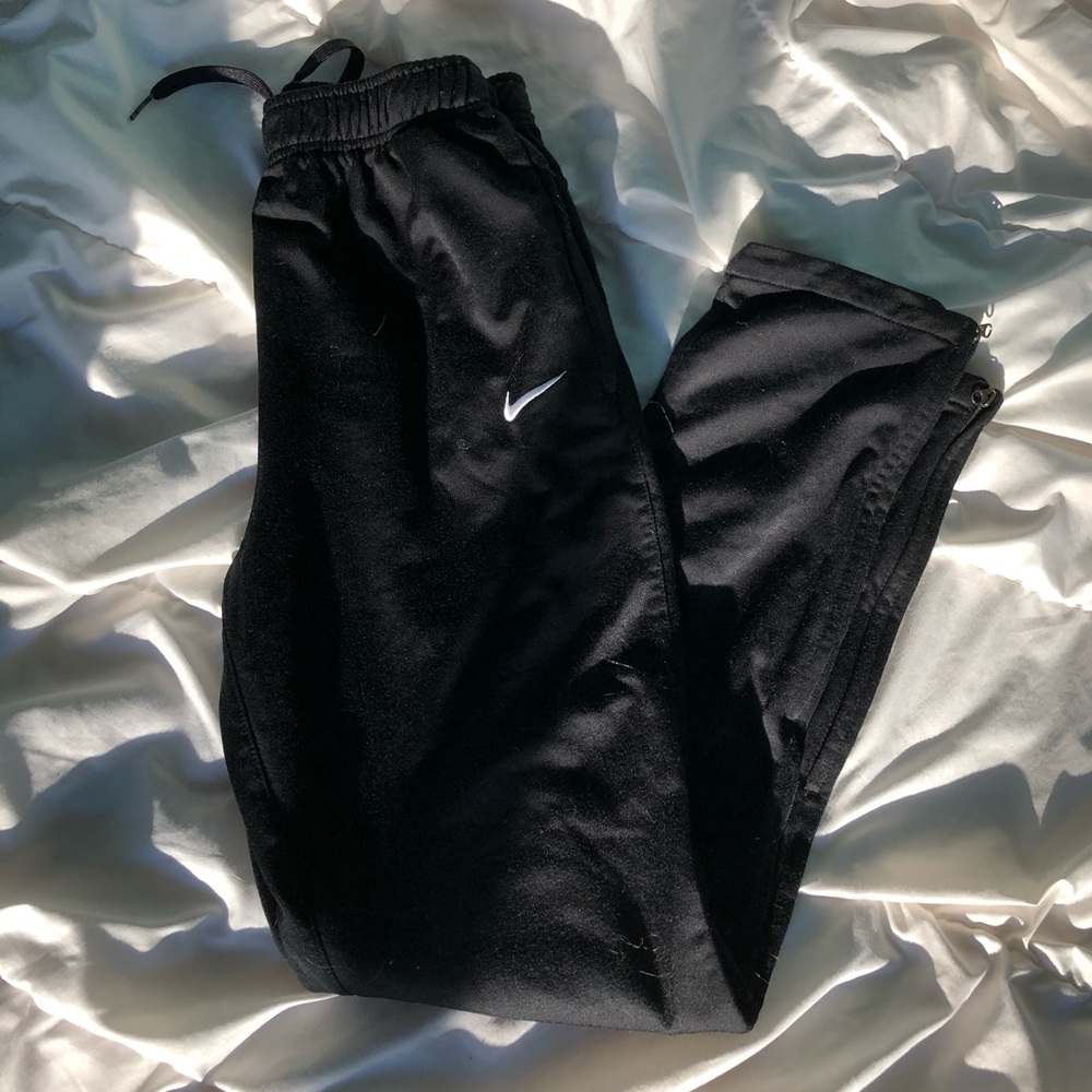 NIKE KIDS Training Pants:)